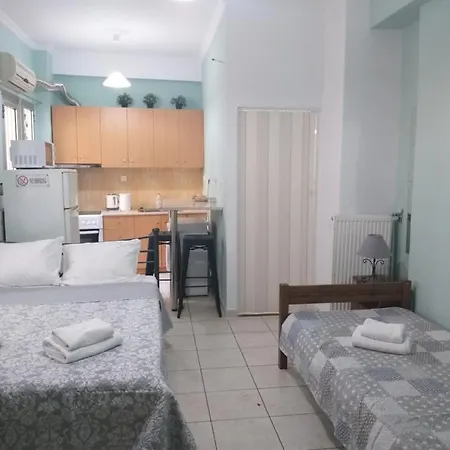 Practical Studio Next To The Subway, Train Station Апартаменты Афины